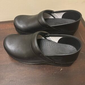 Dansko leather professional clogs